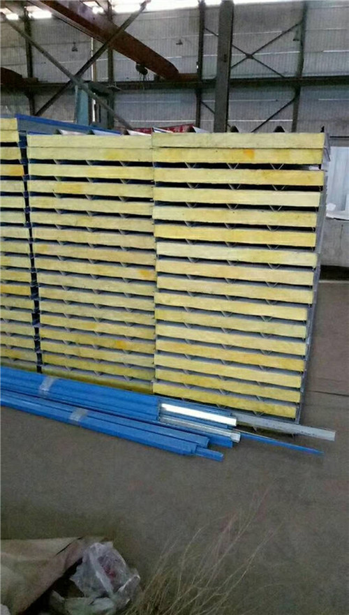 鄭州巖棉板的防水性怎么樣？